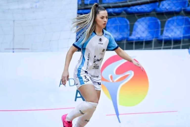 Brazilian Futsal Player Says She Was Forced to Choose Between OnlyFans and Her Sport